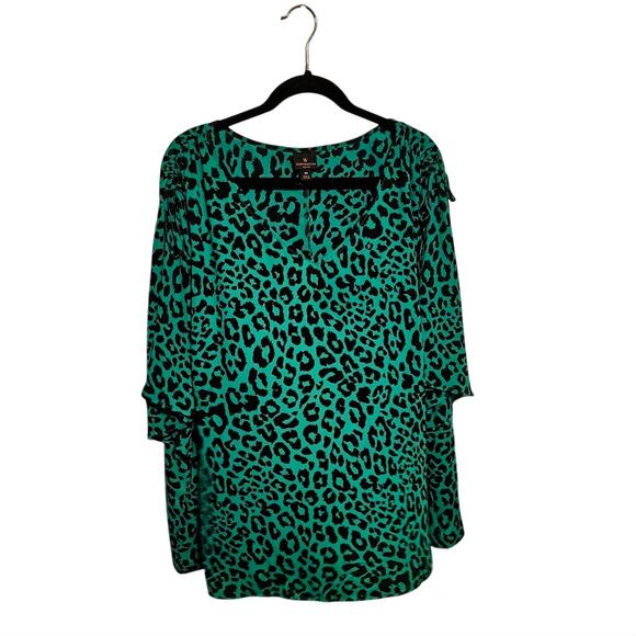 Worthington Woman Blouse – Size 4X – Green & Black Cheetah Print V-Neck - Picture 1 of 5